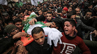 Funeral of Gazan teen dies of injuries from Israeli gunfire