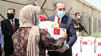 Turkish Red Crescent distributes food and hygiene aid to Yazidis in Iraq's Duhok