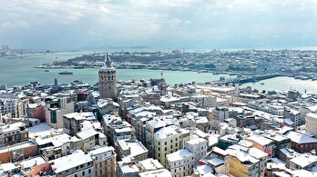 Karadenizden nem topladı İstanbula kar bıraktı