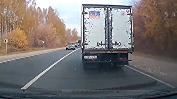 Overtaking fail causes catastrophic accident on highway
