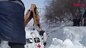 Avalanche buries ambulance in Russia