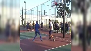 Basket Oynarken Milleti Tek Tek Bakkala Gönderen Örümcek Adam ...