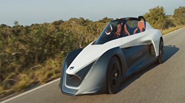 Geleceğin Arabası: BladeGlider