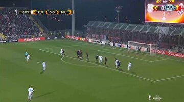 Hırvat futbolcu öyle bir gol attı ki