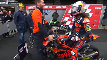 Milli sporcumuz Can Öncü Moto3 kariyerindeki ilk yarışında 1. olarak tarihe geçti