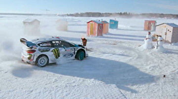 Ken Block bu kez karların üstünde 'lastik yaktı'