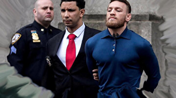 Emekliye ayrılan ünlü dövüşçü McGregor'a cinsel saldırı suçlaması