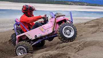 Kumsal canavarı 'Barbie Jeep' test ediliyor