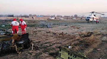 Ukrayna Havayolları'na ait yolcu uçağı İran'da düştü