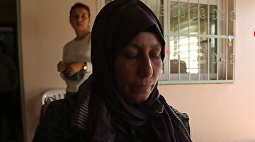 Kimsesiz çocuklar için atkı ve bere ördüler