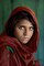 National Geographic dergisinde1985 yılında kapak olduktan sonra geniş kitlelerce tanınan Peştun kökenli Afgan kızı Şarbat Gula.