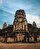 📌 Kamboçya’nın kuzeyinde yer alan Angkor şehri, Kimer Krallığı’nın başkenti idi. Krallığın gücünün göstergesi olarak 12. yüzyılda çok geniş bir araziyi kapsayacak şekilde, tapınaklar topluluğu olan Angkor Wat inşa edildi. Angkor şehri Sanayi Devrimi’ne kadar dünyanın en büyük şehri olma unvanını elinde tutmuştu, 1 milyona yakın insan yaşıyordu. Angkor Wat ise hâlâ dünyanın en büyük tapınaklar topluluğu. ⠀