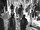 26 Mart 1954'te Afganistan'ın Kabil kentinde bir sokakta fotoğraf karesine giren yerli halk.