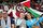 Filistin ile gelenekselleşmiş bir bir giyecek türü olan kefiyeyi takan Filistinliler, Filistin bayrağı sallıyor. Maçlarda sık sık Filistin'i destekleyen sloganların da atıldığı duyuluyor.