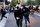 Başkent Tahran'ın Cemalzade Caddesi ve Tahranpars semti gibi yerlerde gösteri düzenleyen gruplar ise "siyasi tutukluların bırakılması" talebinde bulunarak yönetim karşıtı slogan attı.<br><br>Tahran'ın Veliasr Meydanı civarında da emniyet güçlerinin aldığı geniş güvenlik önlemleri dikkati çekti.