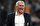 Yeni sezonda ciddi bir kadro yapılanmasına gidecek olan Fenerbahçe'de kaleci, stoper, orta saha, kanatlar ve forvet transferi yapılması bekleniyor. Ancak Mourinho'nun geleceğindeki belirsizlik bu transferler için adım atılmasını da geciktiriyor.<br>