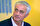 Fenerbahçe'de Jose Mourinho'nun durumu ise belirsizliğini koruyor. Yüksek tazminat yüküyle yönetimin elini kolunu bağlayan Portekizli çalıştırıcı için yeni bir ihtimal doğdu.<br>