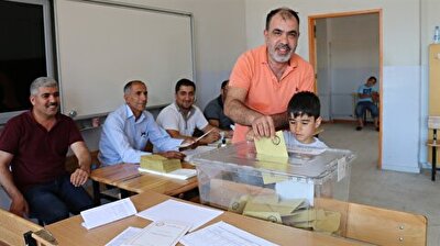 Voting officially ends in Turkish presidential, parliamentary elections