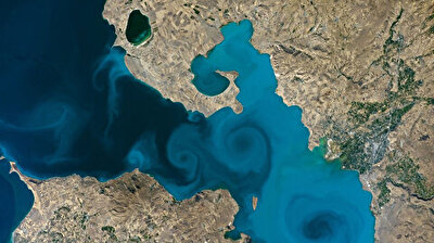 Turkey supports Lake Van photo at NASA contest