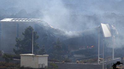 Lava from La Palma volcano engulfs cement factory