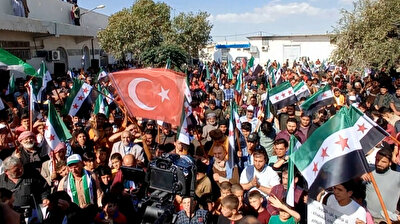 Locals protest YPG/PKK terrorists, Assad regime in Syria’s Aleppo
