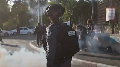 Israeli forces attack Palestinians in Sheikh Jarrah neighborhood