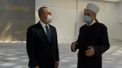Turkish FM visits Ljubljana mosque in Slovenia