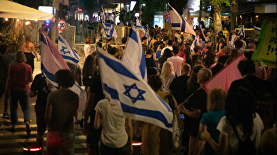 Thousands in Tel Aviv cheer end of Netanyahu’s long rule