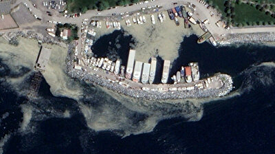 Satellite photos show extent of mucilage in Sea of Marmara
