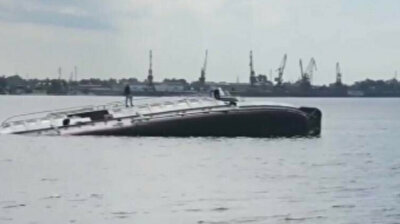 Russian crew escapes imminent death as ship sinks into oblivion