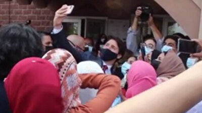 Canadian prime minister marks Muslim holiday of Eid al-Adha at mosque