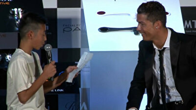 Video of Ronaldo telling crowd not to laugh at child speaking Portuguese resurfaces