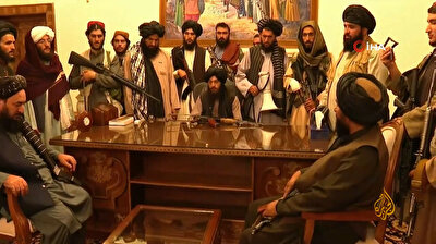 Taliban capture presidential palace in Kabul