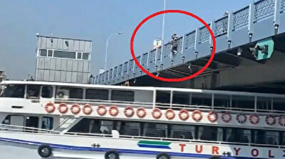 Daredevil Turk jumps onto moving ferry in wacky stunt