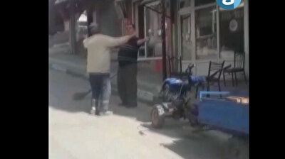 Hips don’t lie: Turkish street cleaner busts a move while sweeping