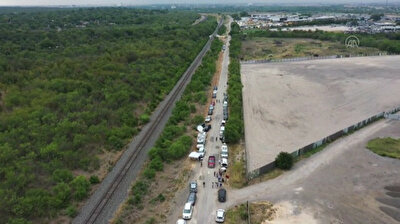 Death toll rises to 51 after migrants found in abandoned tractor-trailer in Texas