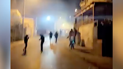 Palestinians defy Israeli attacks with fireworks
