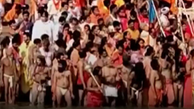 Thousands of Hindus take holy dip in Ganges River to celebrate festival in India