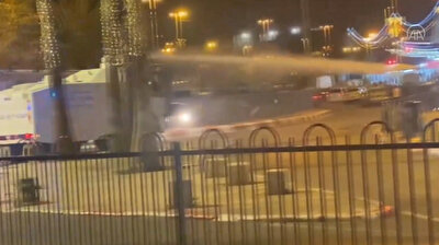 Israeli police use water cannon against Palestinians in Jerusalem's Old City