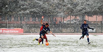 Galatasaray Tarihi Bir Maca Cikiyor