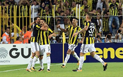 Fenerbahce 2 2 Trabzonspor Mac Ozeti Golleri Ve Istatistikleri Burak Yilmaz Bos Gecmedi