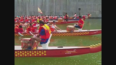 Thousands participate in dragon boat race to mark Duanwu Festival in east China