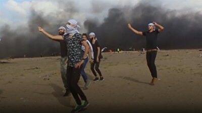 Palestinians perform ‘Great Dance of Return’ at Gaza-Israel border