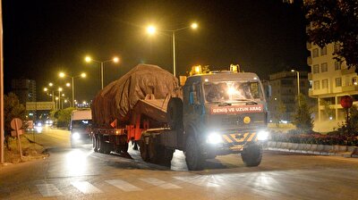 Turkey deploys more military vehicles to Syrian border