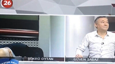 Spor Spikeri Canli Yayinda Kalp Krizi Gecirdi