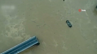 Two missing after China bridge collapse