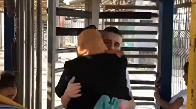 Palestinian teen reunites with family after being released from Israeli jail
