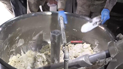 Turkish Army builds mobile bakery in Syria's Tal Abyad