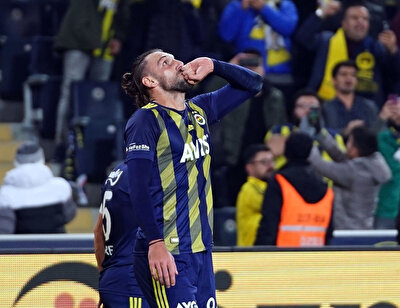 Ersun Yanal Ve Abdullah Avci Dan Sari Alarmi