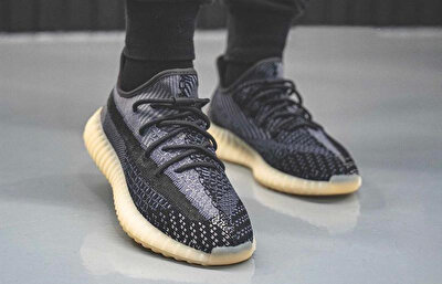 Yeezy azrael hot sale